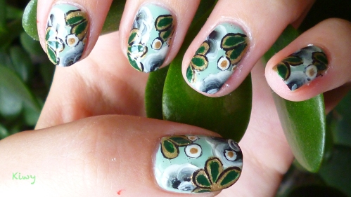 Frida's nail painting